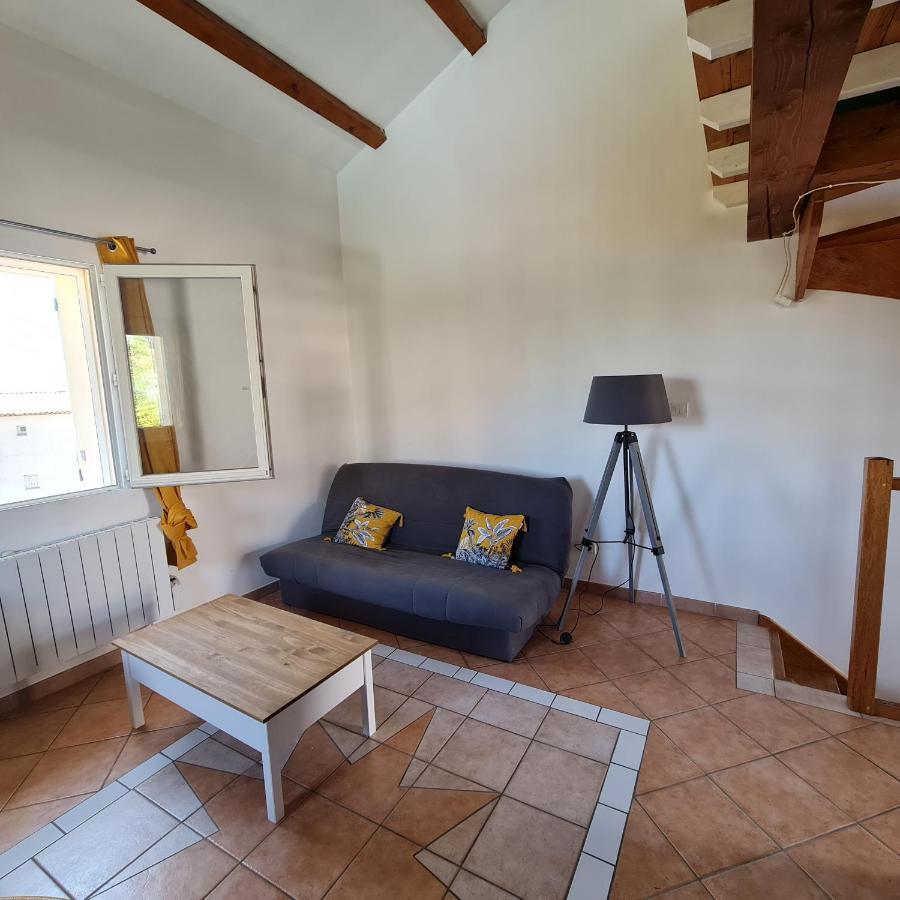 Le Gite De La Badassiere Apartment Forcalquier Exterior photo